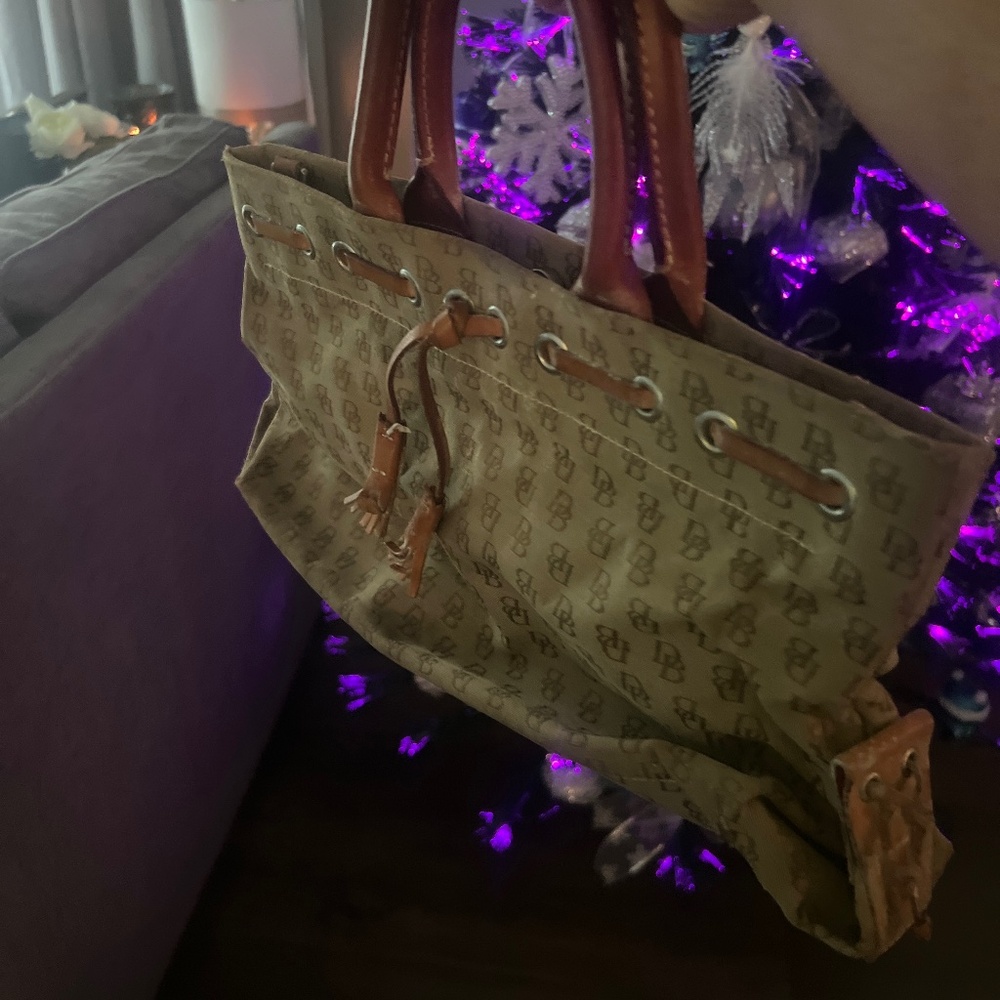 Medium sized bag